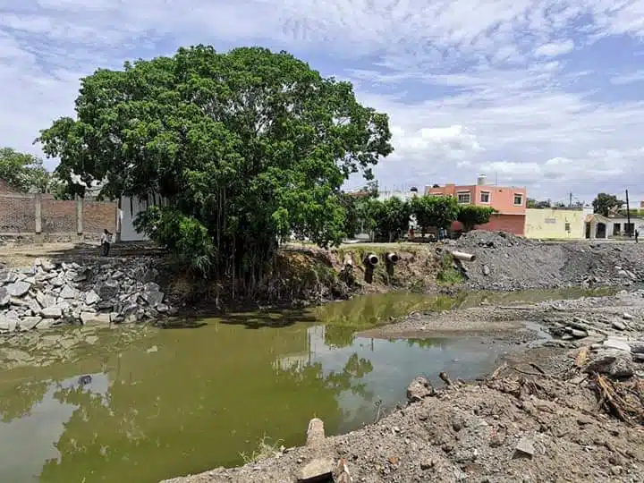 arroyo, arroyojabalines, ecologia, estudiambiental, jabalines, mangle, obra, observatoriociudadano, revestimiento