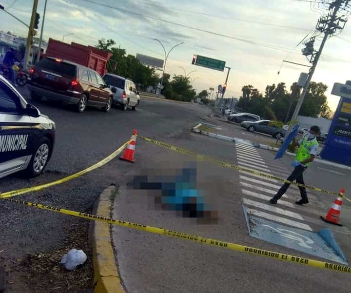 Cadáver, gasolinera, Hombre