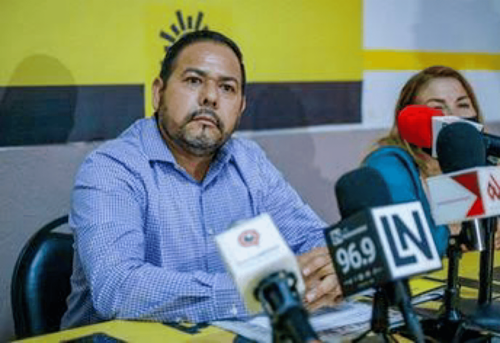 Ante los hechos violentos el presidente del PRD solicitó la destitución del líder de la CEDH