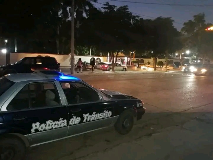 agentes de policía, regreso a clases