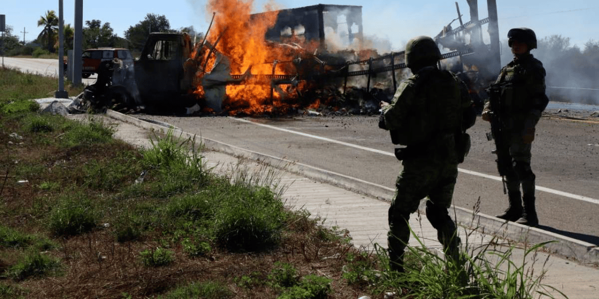 bloqueos, incendios, Mazatlán, Sinaloa
