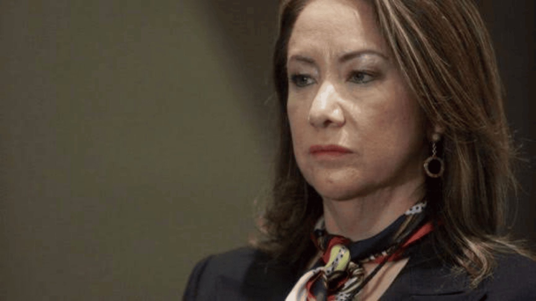 unam, Yasmin Esquivel