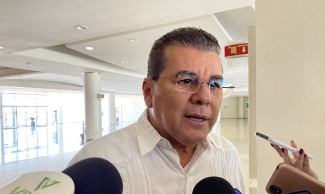 Edgar González, Mazatlán, químico Benítez