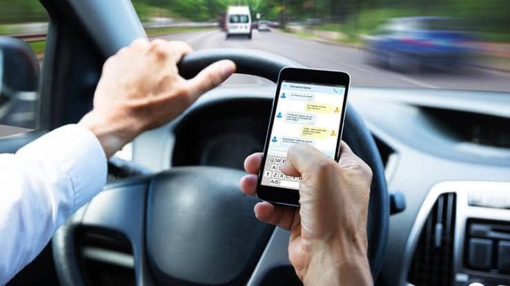 Celulares, conductores, Mazatlán