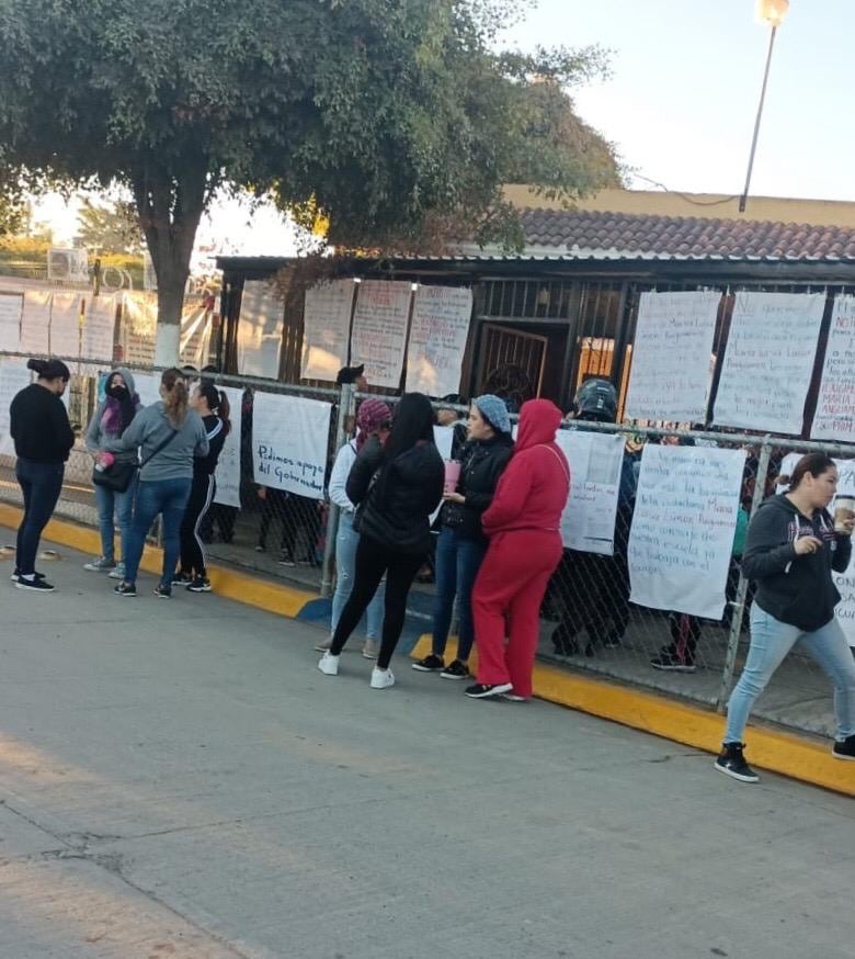 Los Mochis, primaria Manuel Acuña, SEP