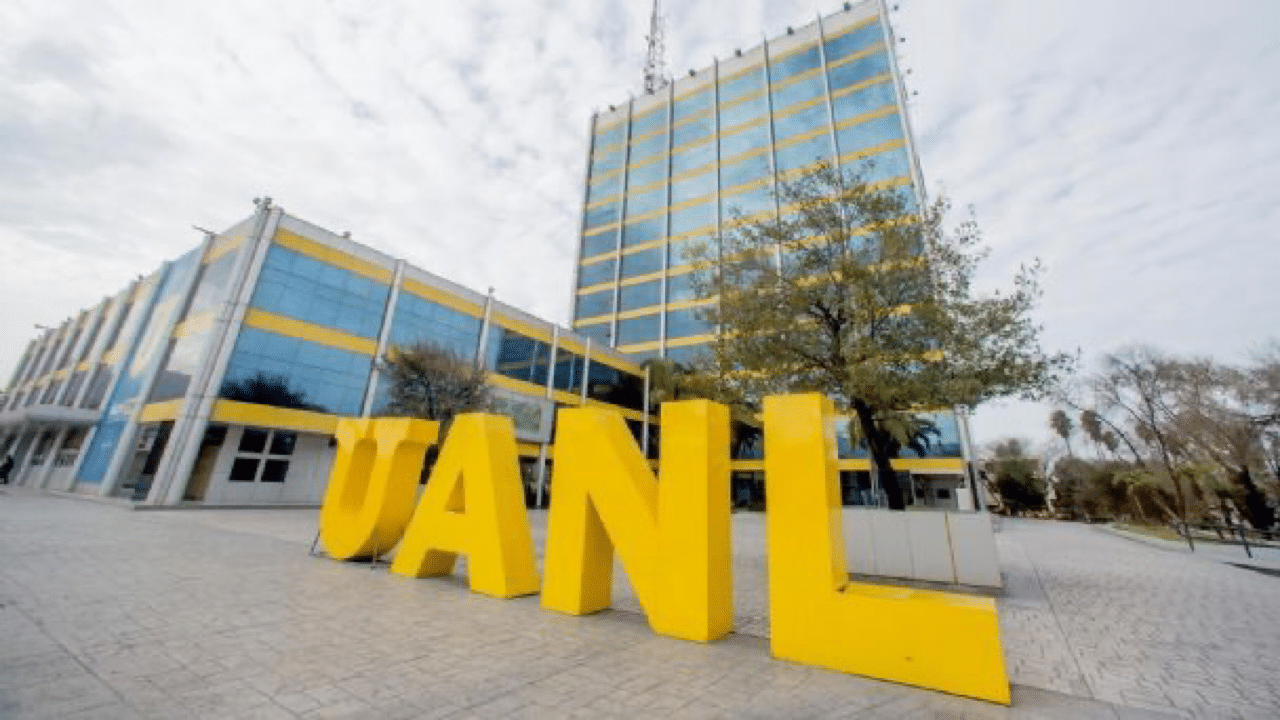 Abuso Sexual, novatada, UANL