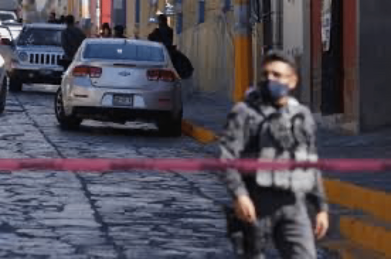 detienen policías por presunta violación, Puebla