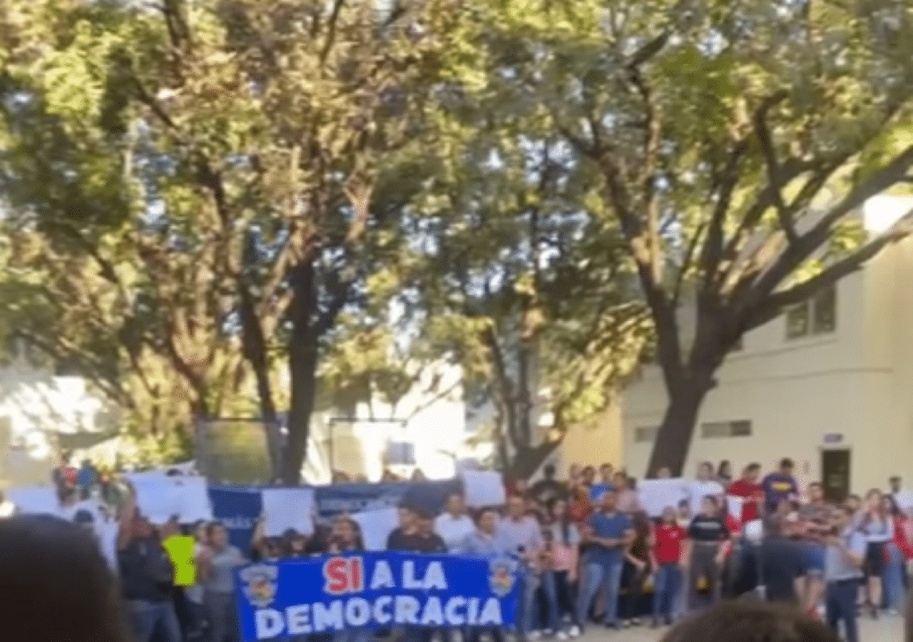 Culiacán, Manifestaciones, UAS