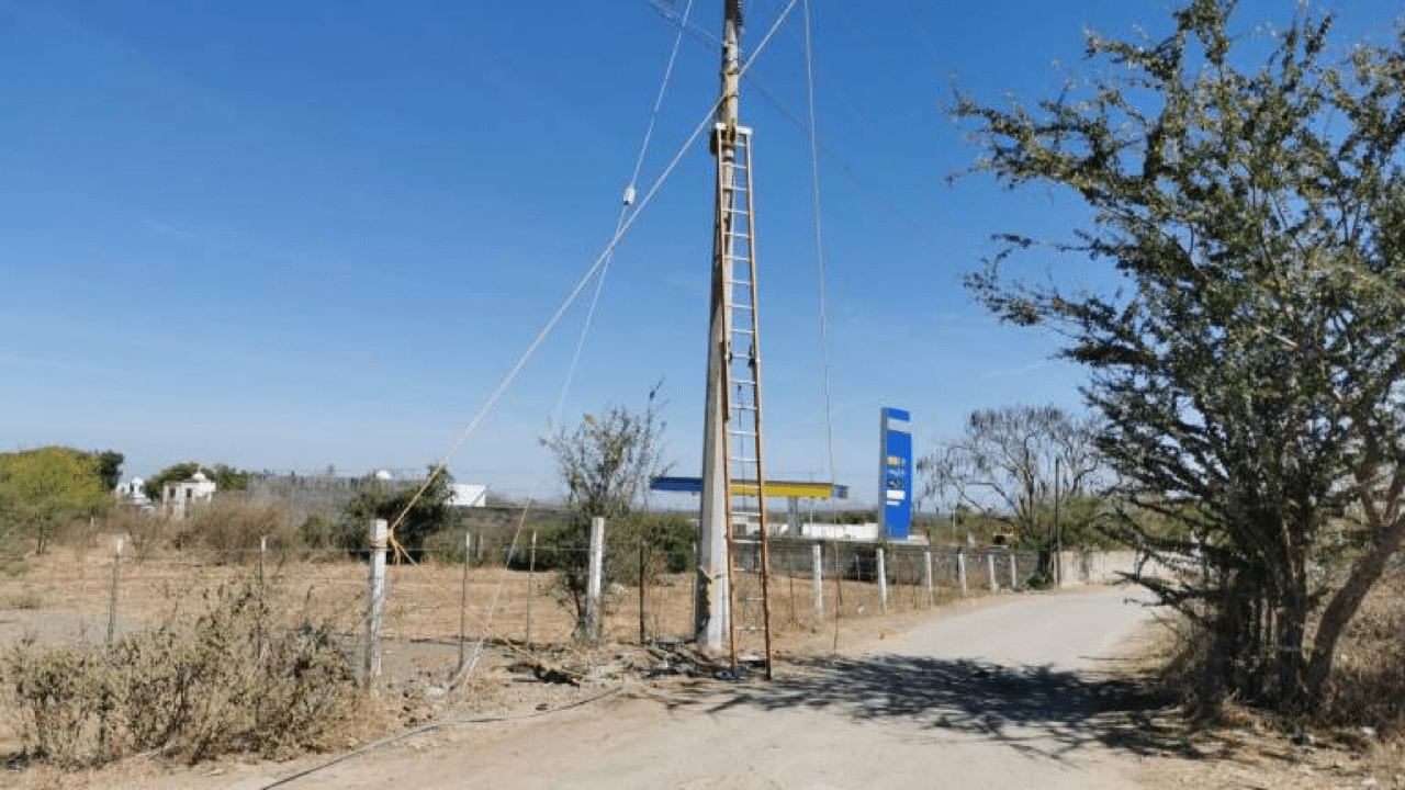 Carrizalejo, descarga eléctrica, empleado CFE, Sanalona