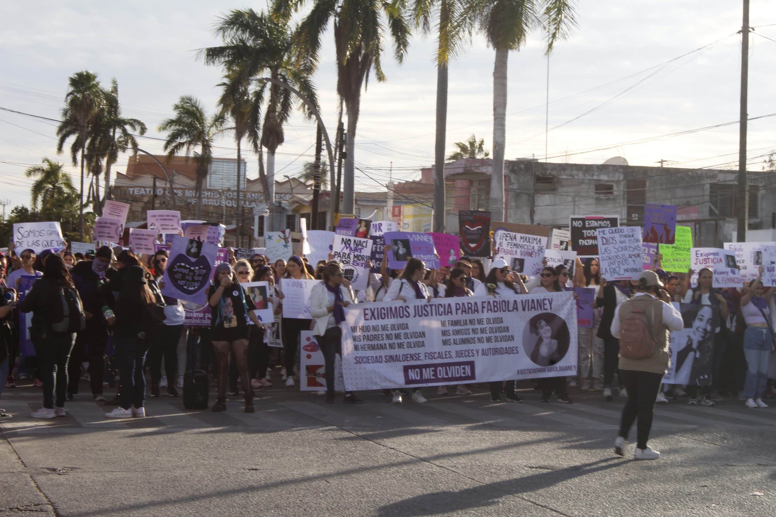 8 de marzo, Los Mochis, marcha feminista, mujer