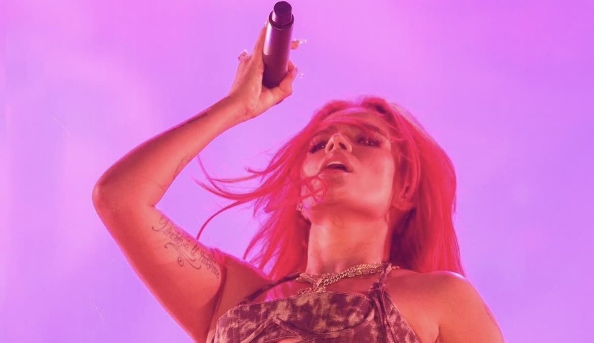 estereotipos de belleza, Karol G, música, revista GQ