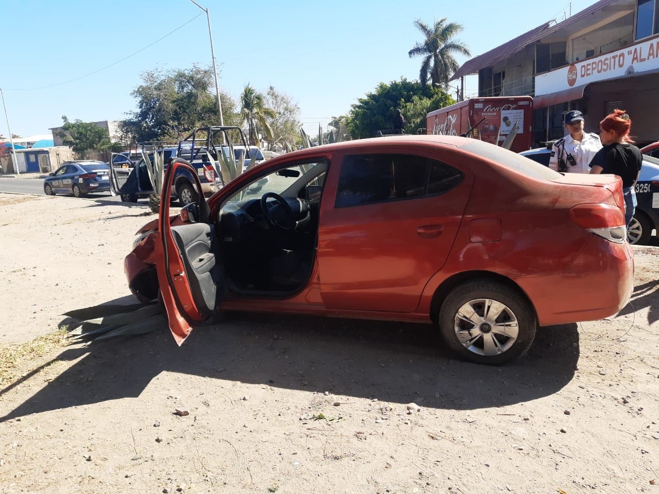 alcohol, El Maviri, mujeres, Policías, Remolque