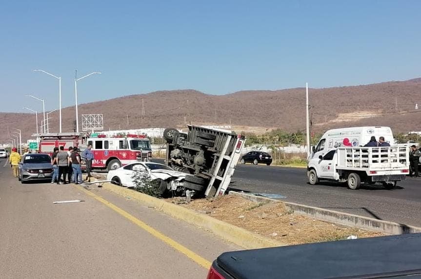 Choque, Culiacán, Mustang