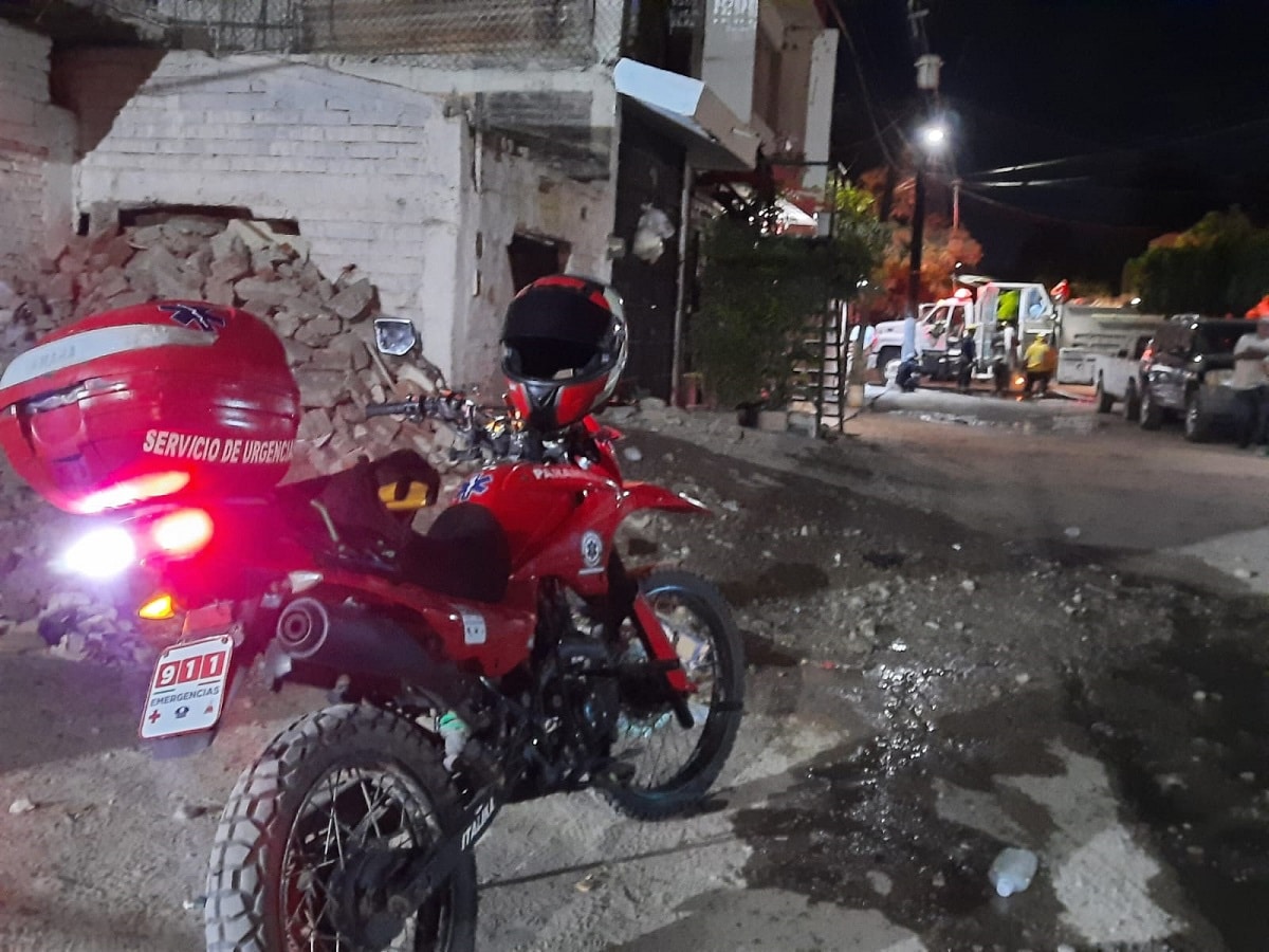 Costa Rica, Culiacán, Hombre, incendio