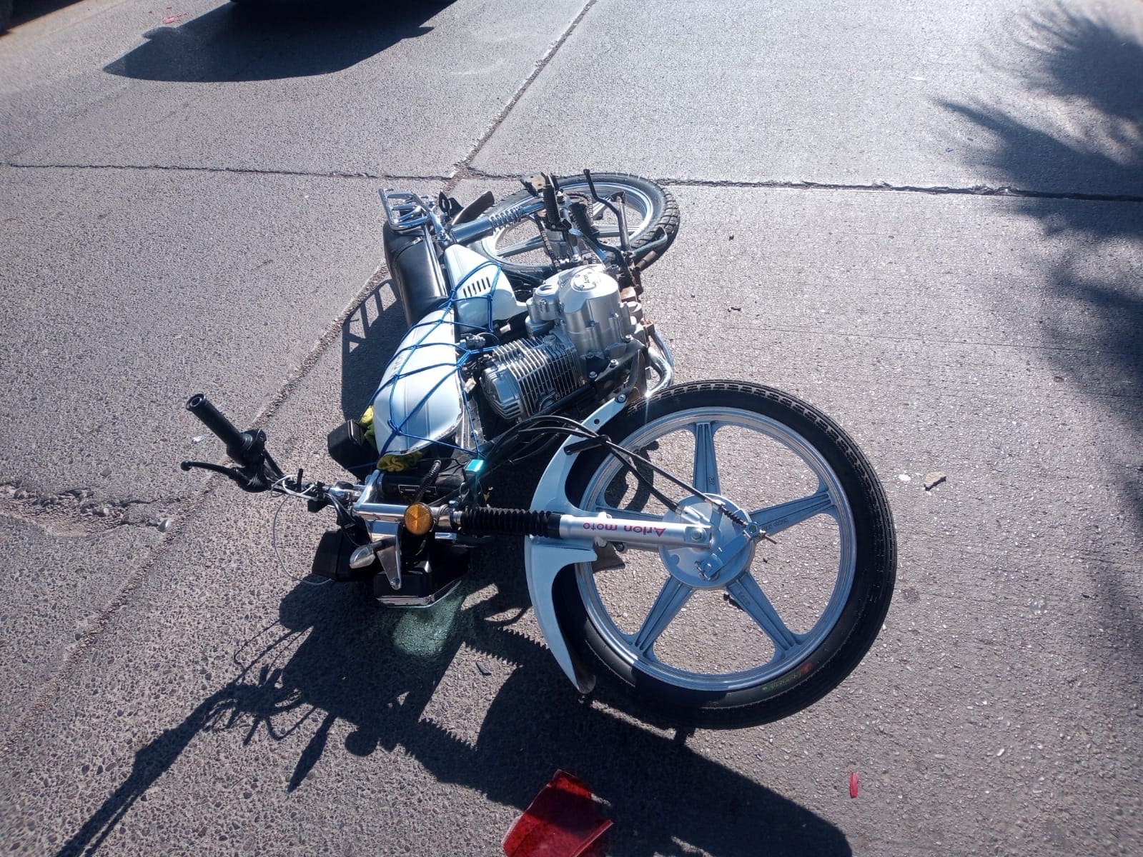 auto, Choque, Guasave, moto