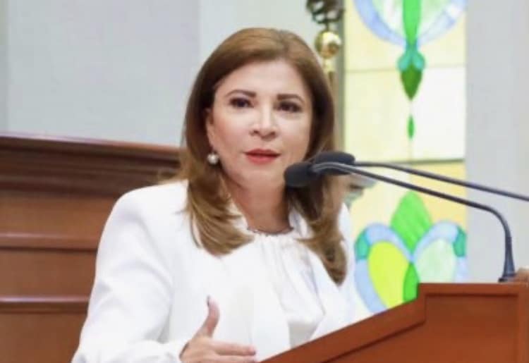 Gloria Himelda, legisladora, PRI Sinaloa, Sinaloa