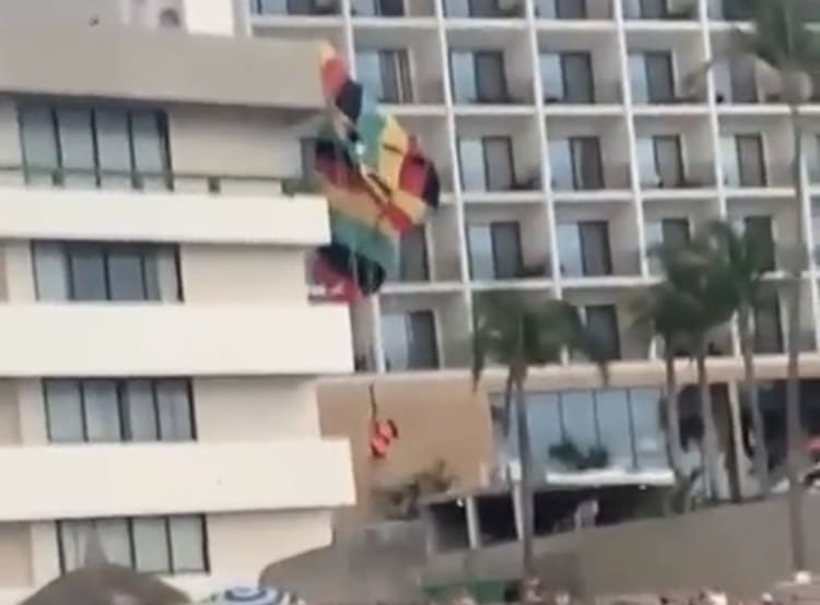 Parachute, playas Mazatlán