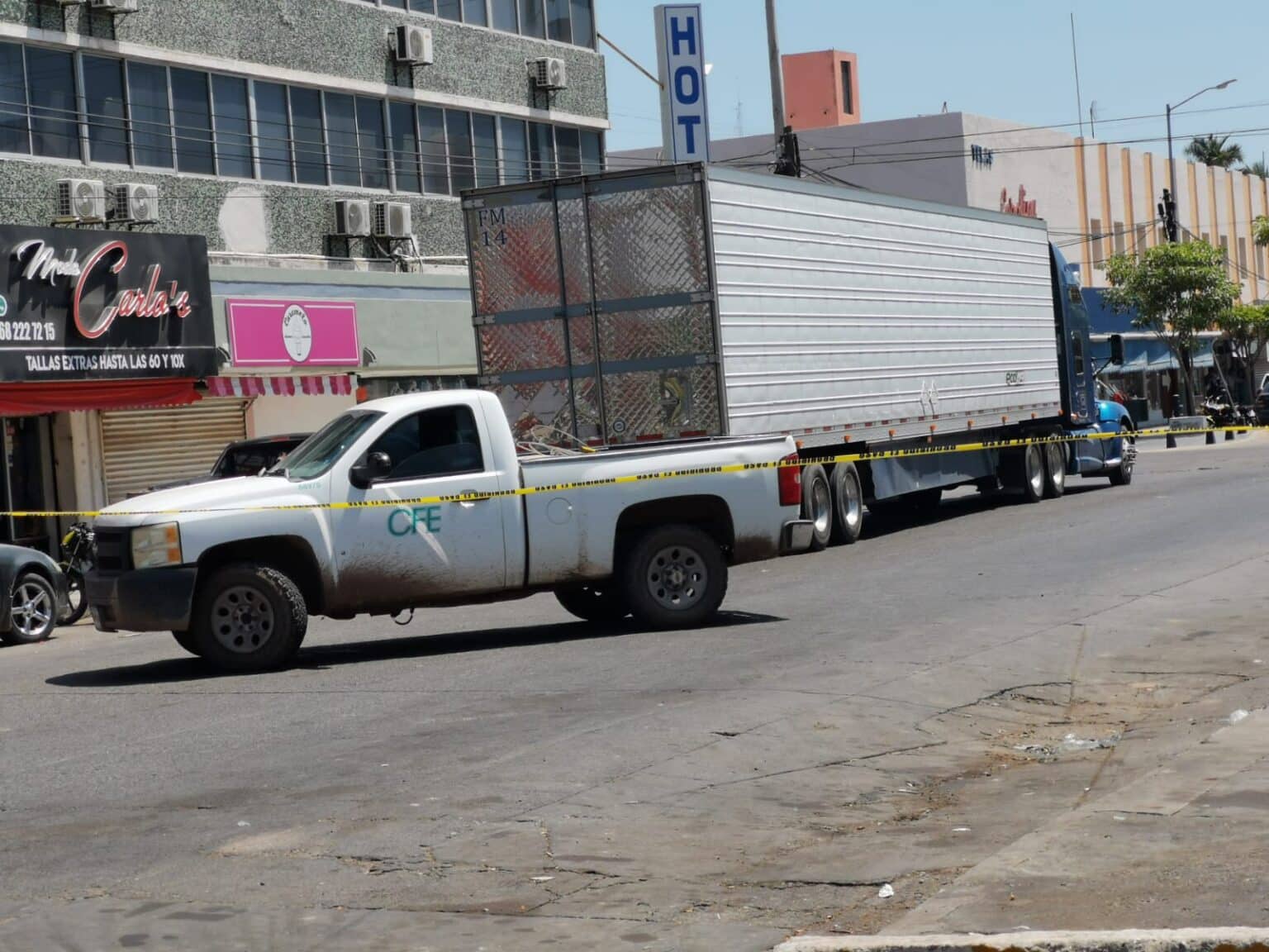 accidente, cfe, Los Mochis, poste, Tráiler