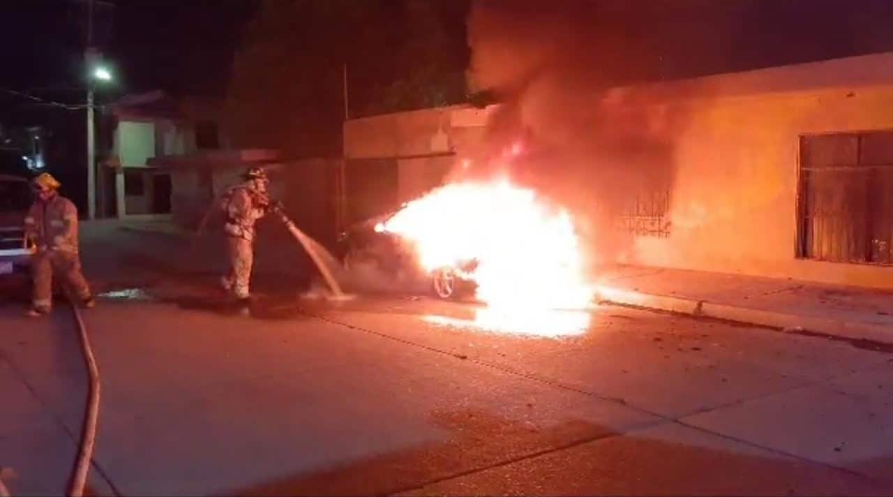 incendio, Los Mochis, vehículo