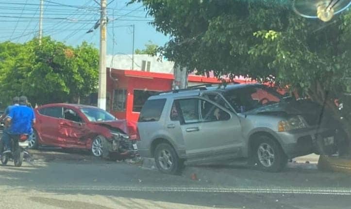 Choque, Culiacán, daños materiales