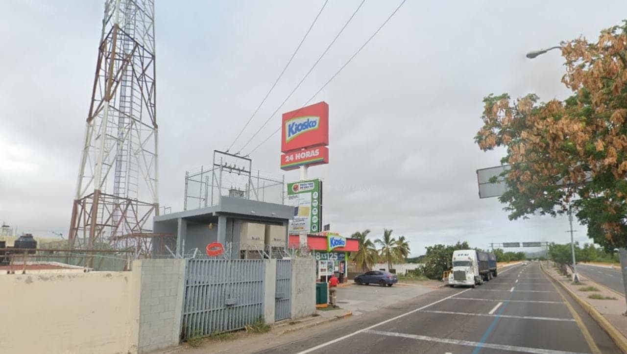 Asalto, Mazatlán, Robó