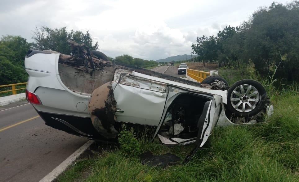 carroza funeraria, Culiacán, Volcadura