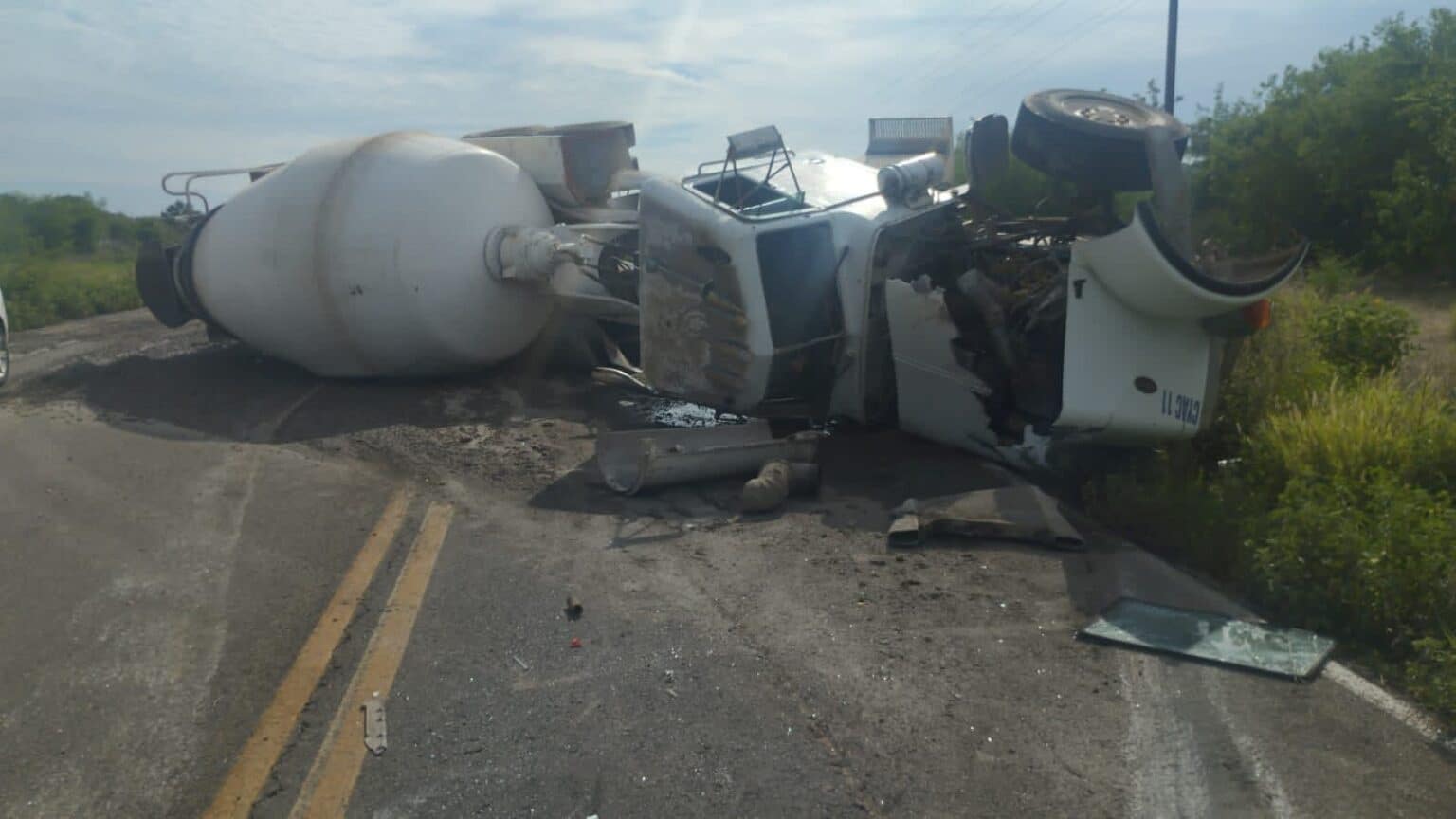 accidente, Colisión, Guamúchil, Volcadura