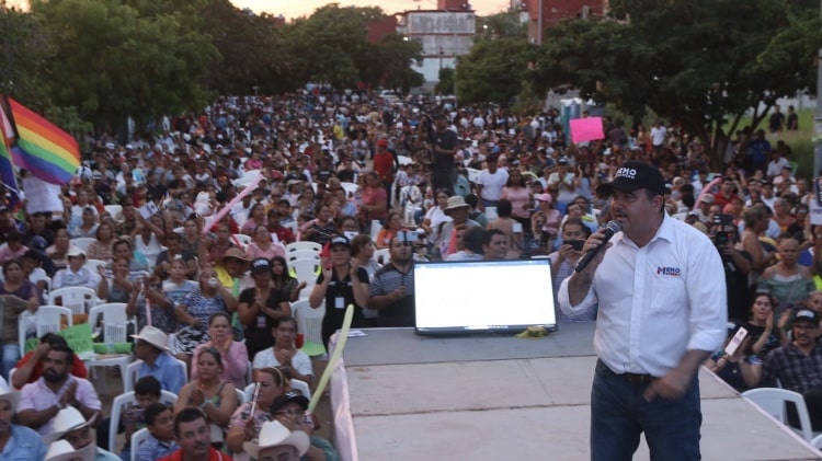 Mazatlán, Memo Romero