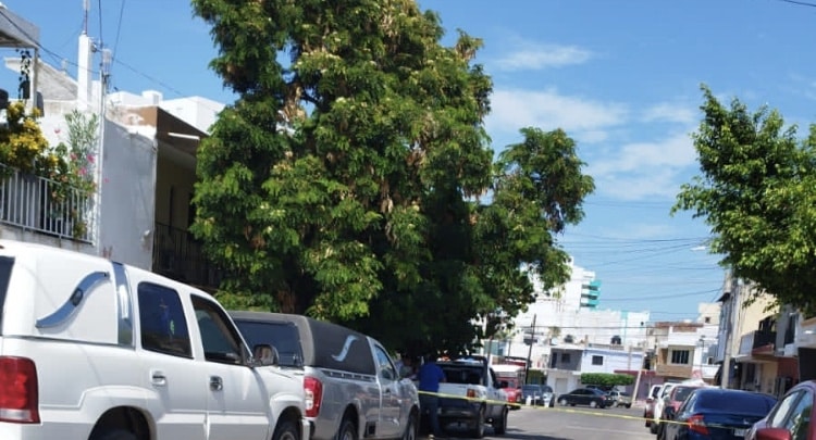 Mazatlán, Suicidio