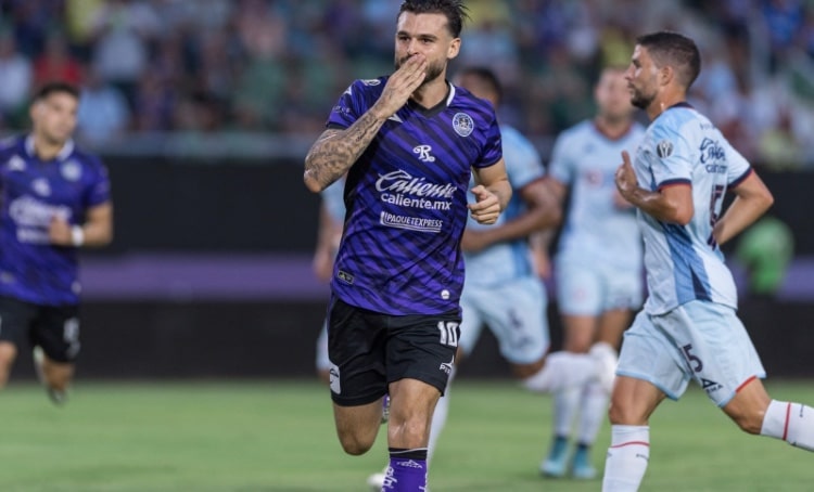 Luis Miguel, Mazatlán FC, Salinas Pliego