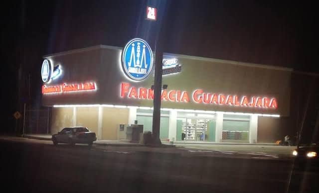 Culiacán, Farmacia, Robó