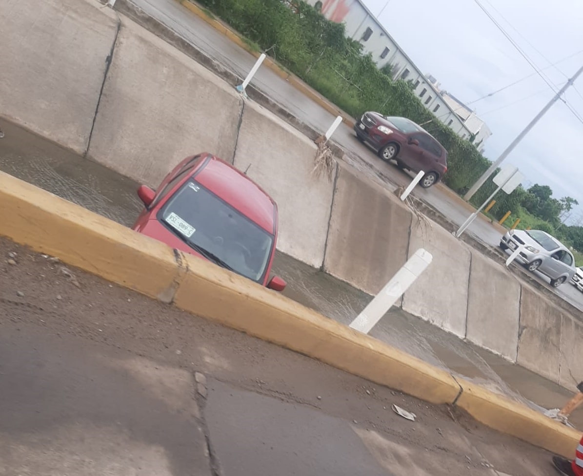 accidente, canal, Mazatlán