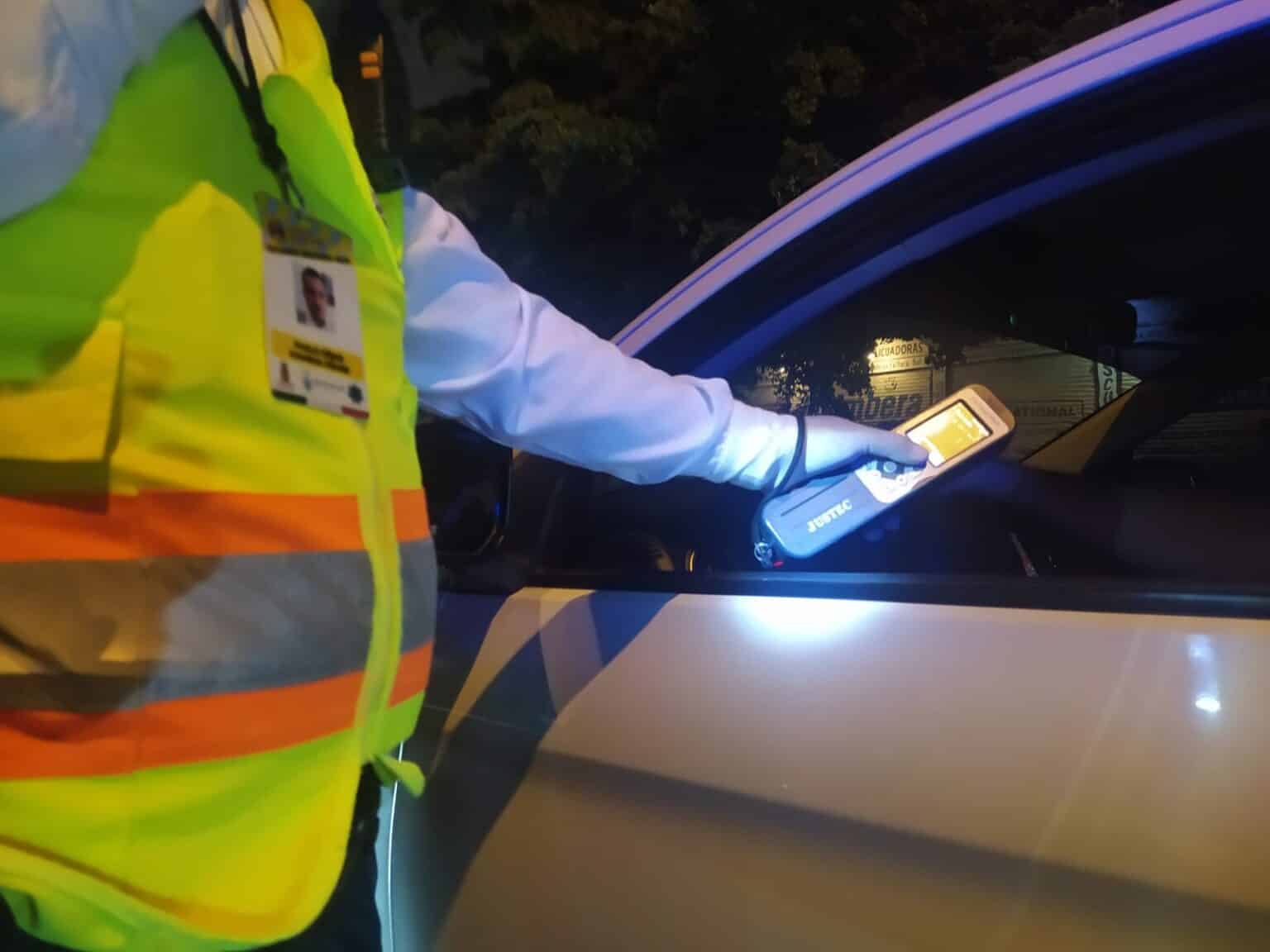 alcoholimetro, Mazatlán, mujer