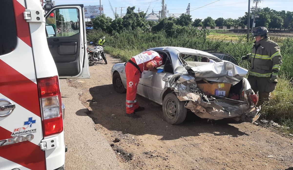 accidente, Guasave, mujer