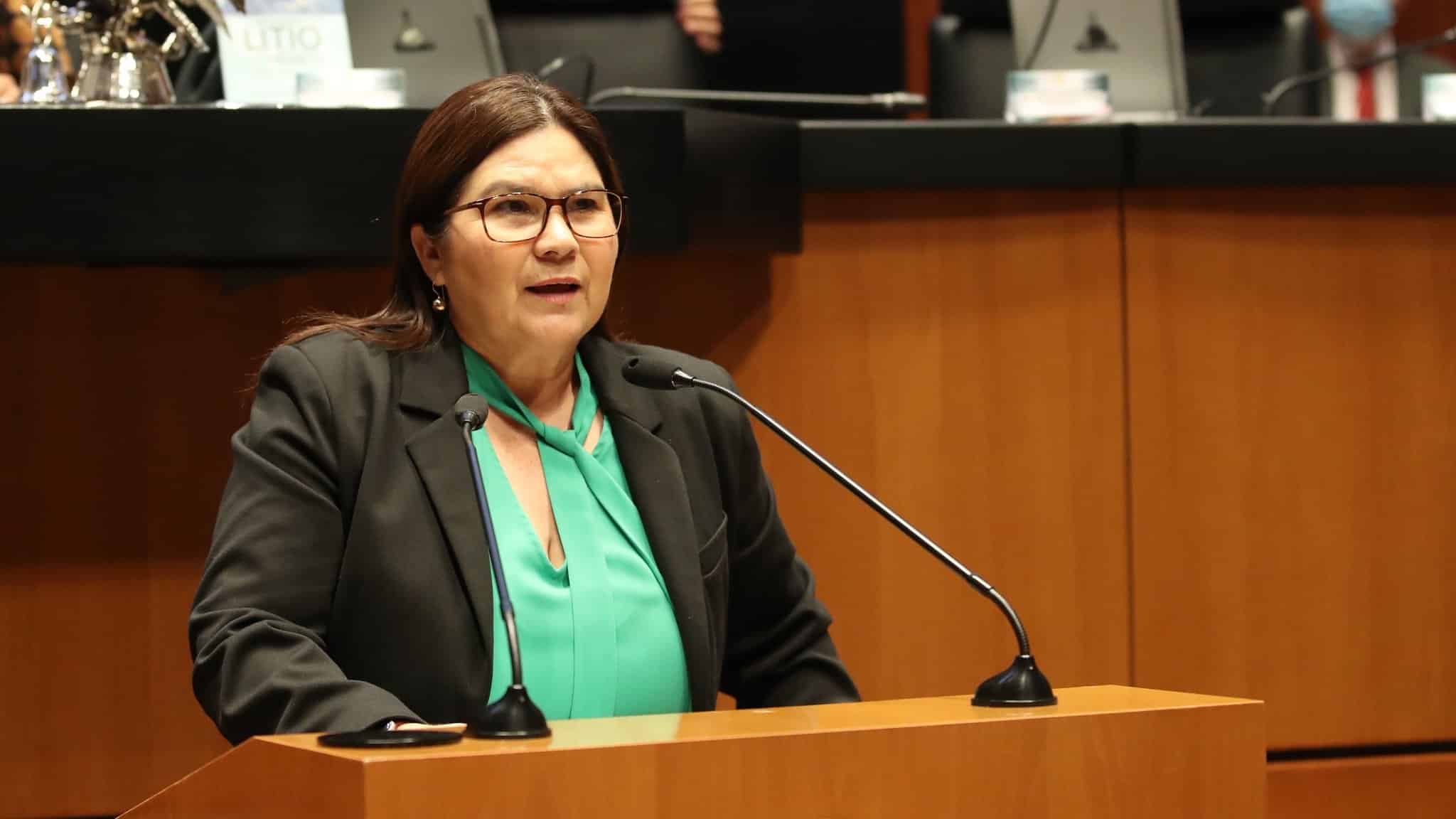 Estrada Ferreiro, Imelda Castro