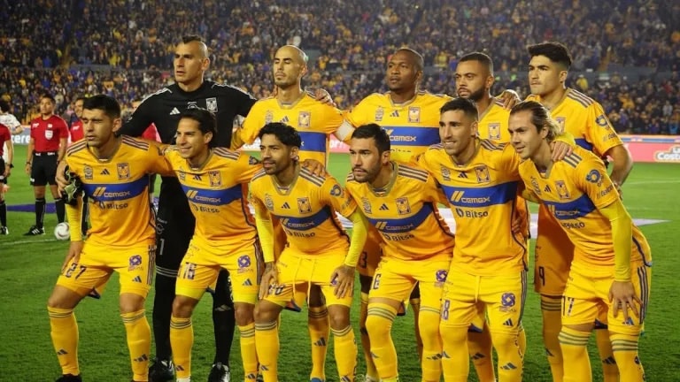 america, Pumas, Tigres