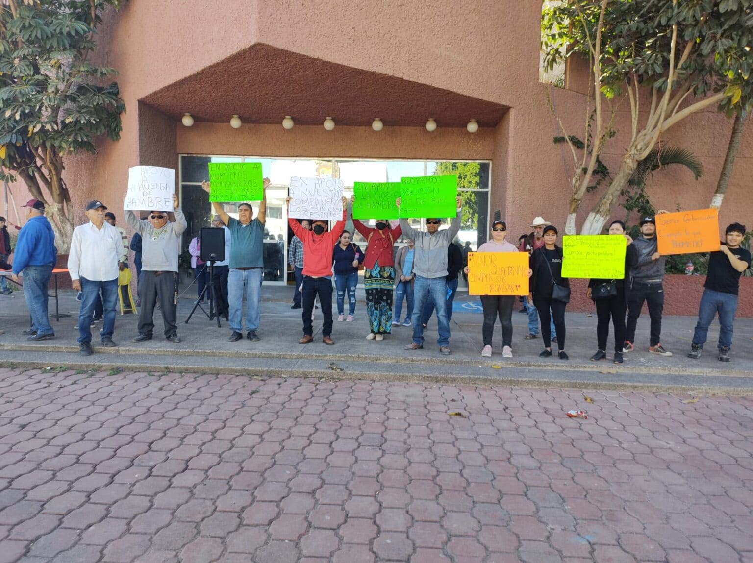 Guasave, sin casa, terrenos
