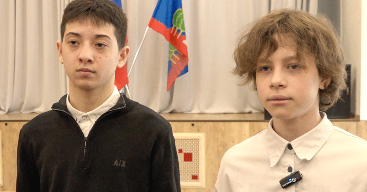 Adolescentes, heroes, Moscú