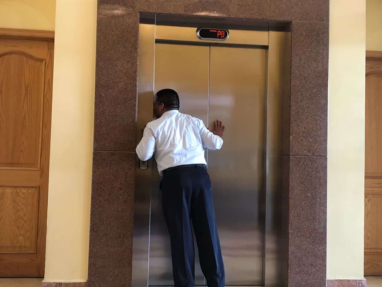 atrapados, elevador, Los Mochis