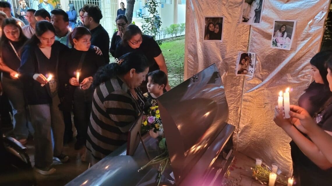 Citlaly, Cuerpo, Mazatlán