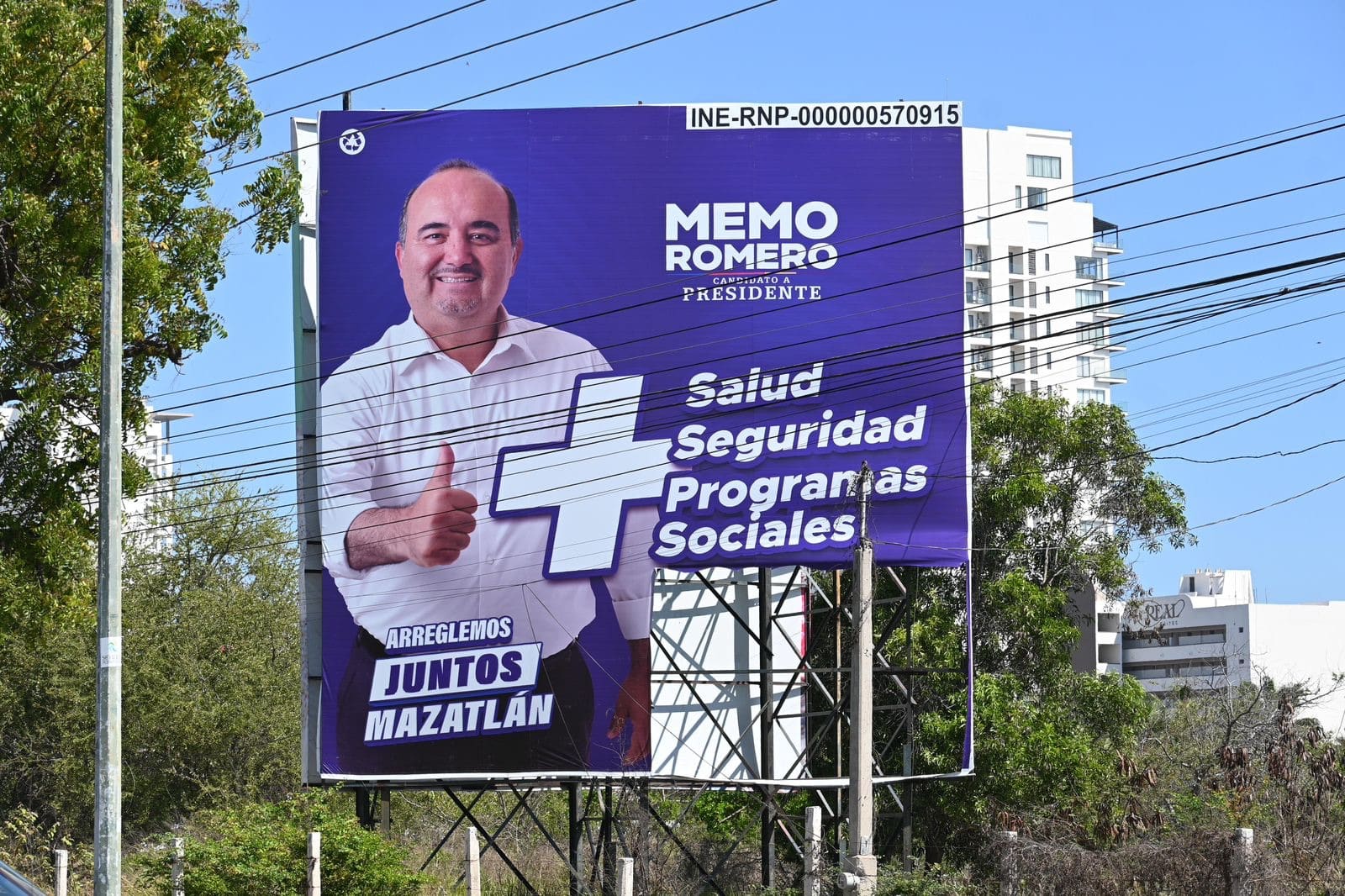 Mazatlán, Memo Romero