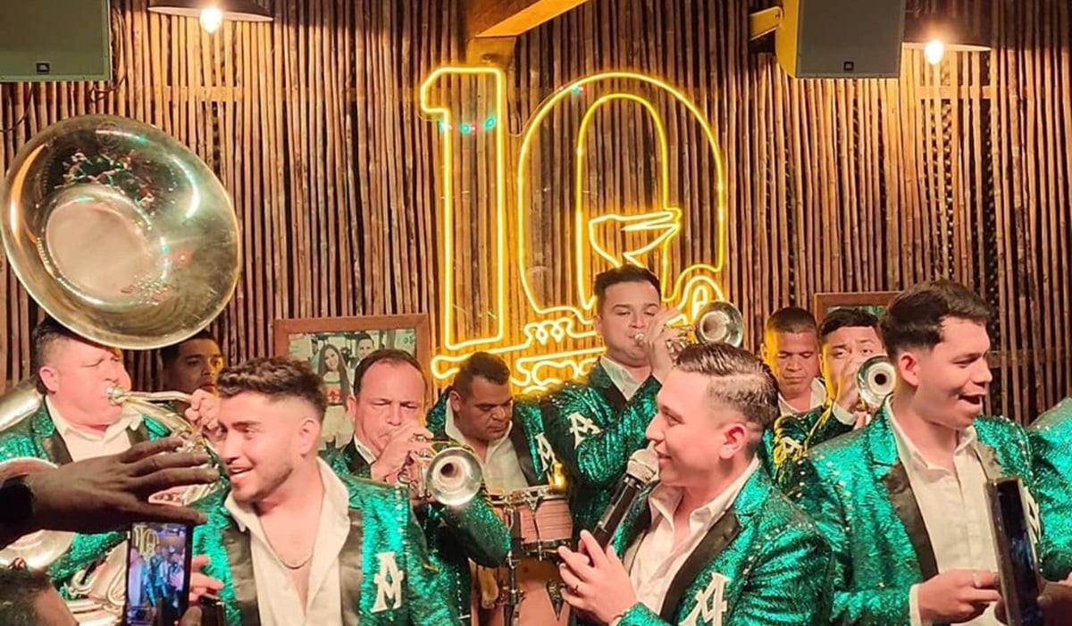 Banda El Limón, Mazatlán, restaurante