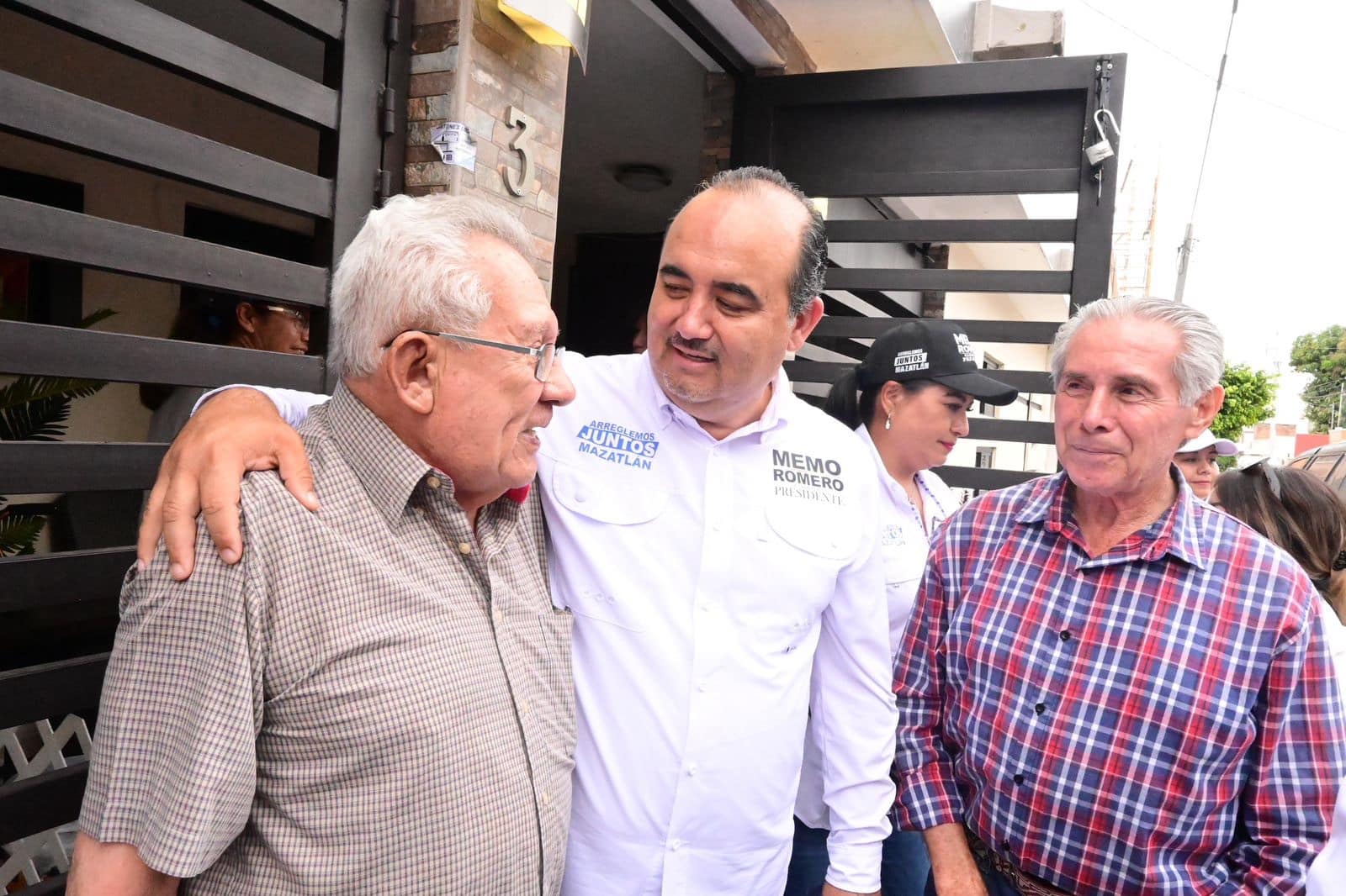 Mazatlán, Memo Romero