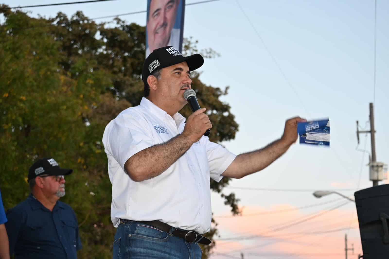 Mazatlán, Memo Romero