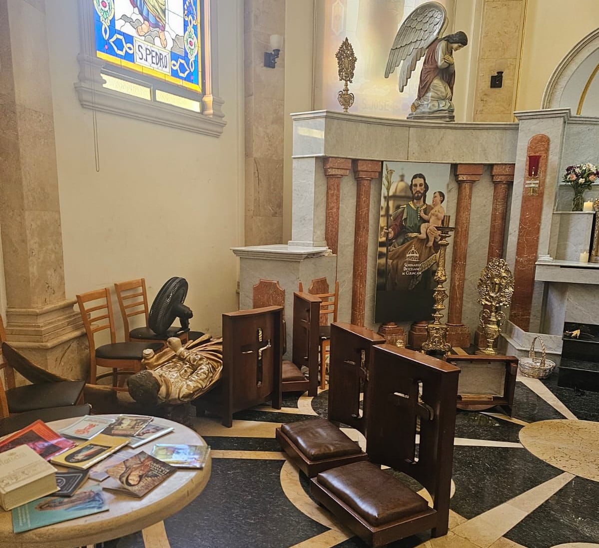 Culiacán, iglesia, vandalizadas