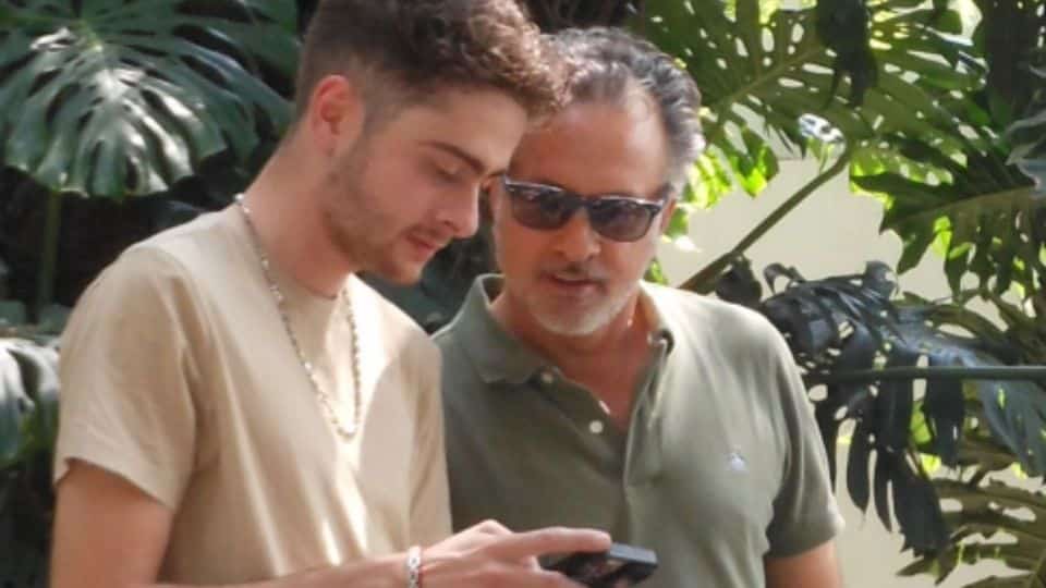 familia, redes sociales, reunion