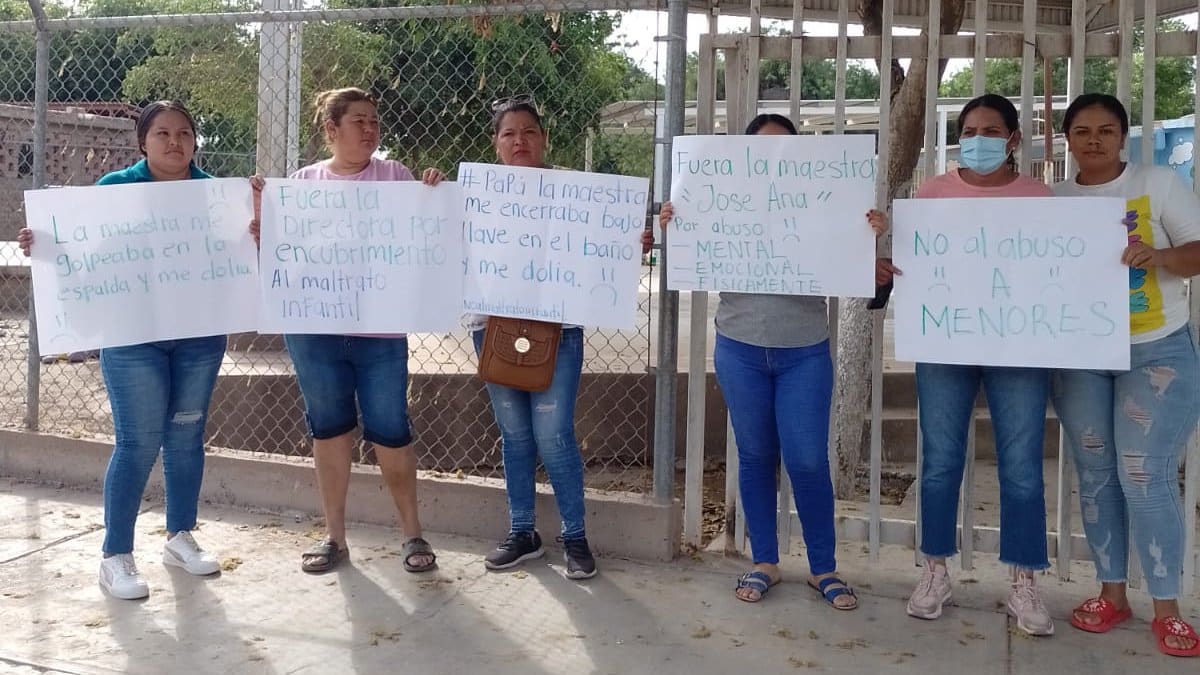 alumnos, Culiacán, maestra, maltrato