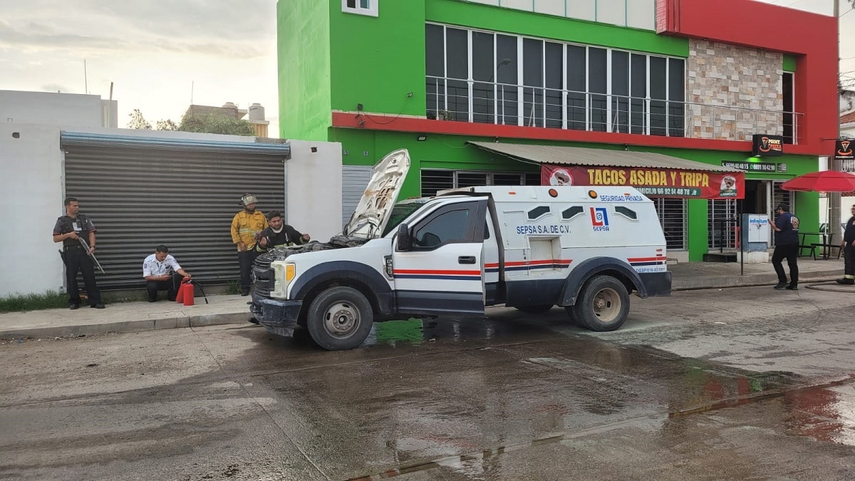 carro, incendio, Mazatlán