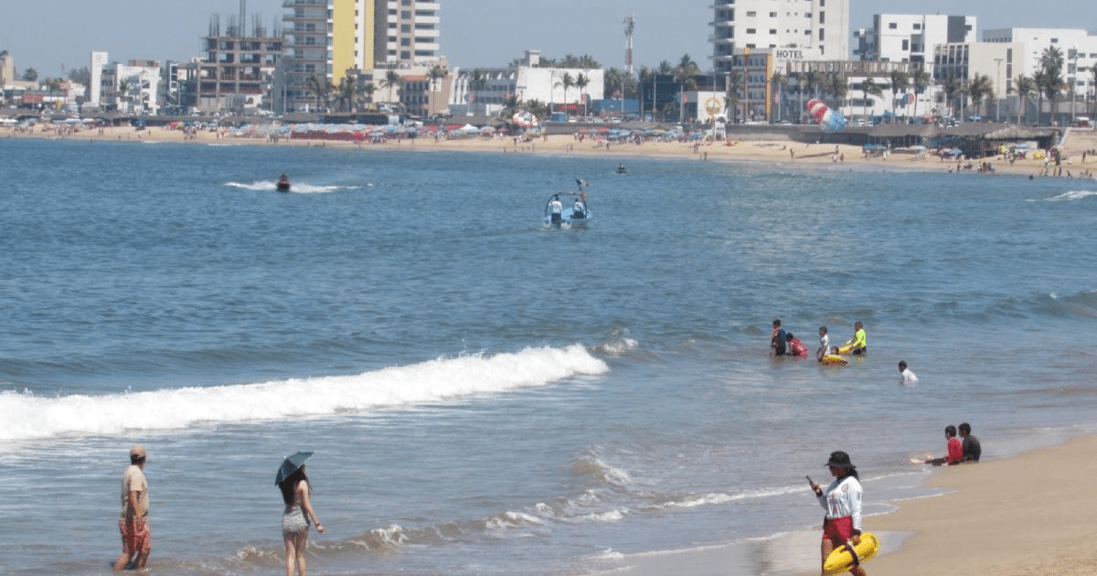 . Mazatlán, corrientes de retorno, licenciatura Turismo, Rescate, seguridad en playas