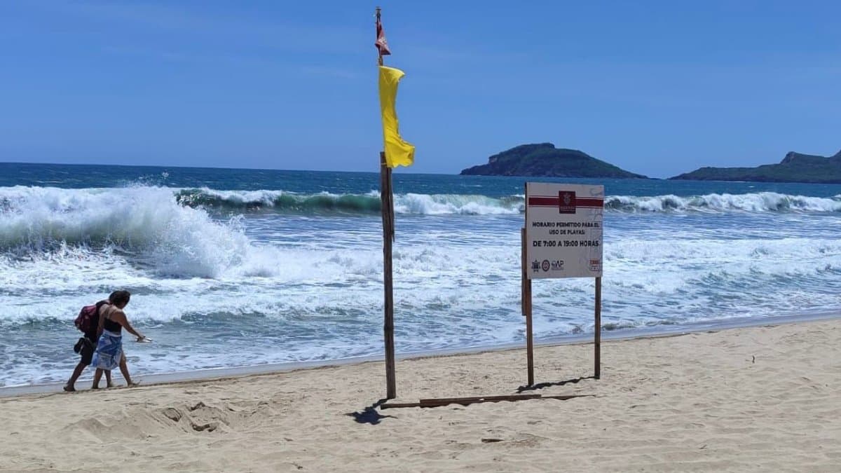 Mazatlán, oleaje fuerte, recaudación, salvavidas